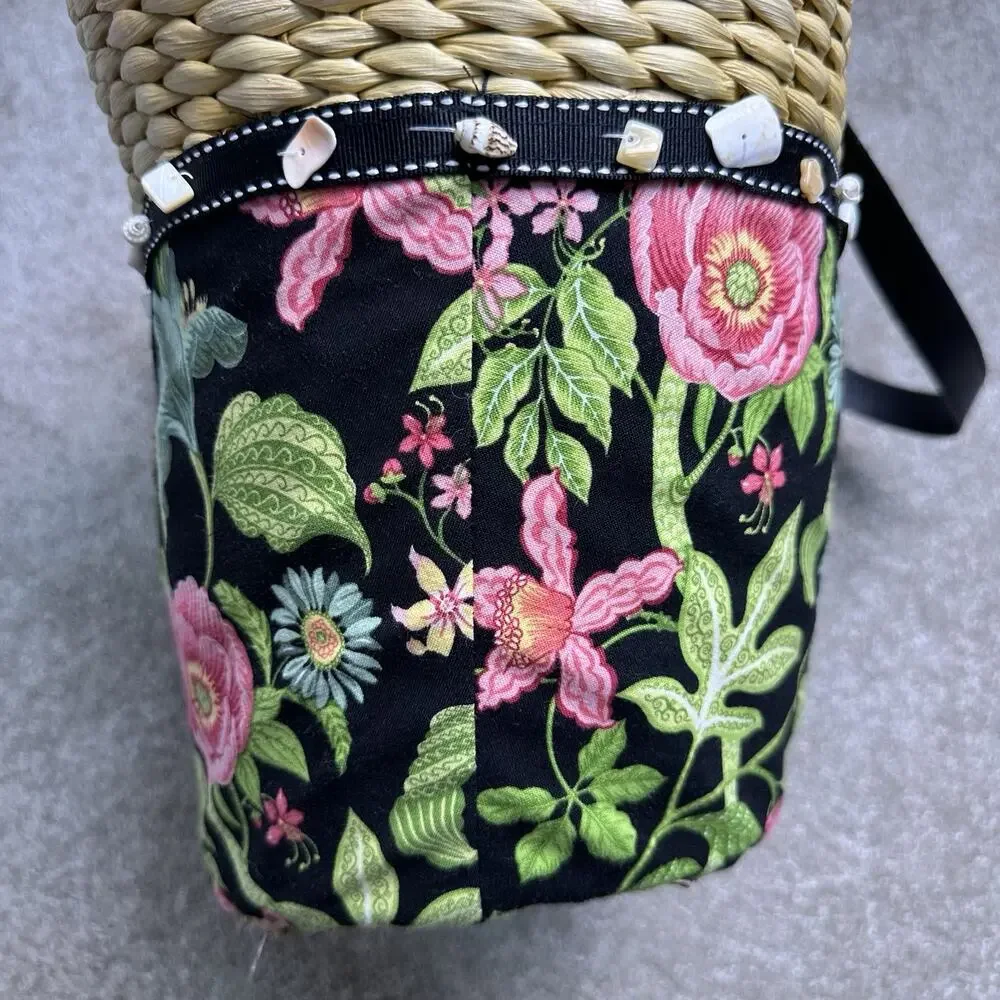 Vera Bradley Botanica Print Beach Tote Natural Woven Straw Sea Shell Bead Cruise